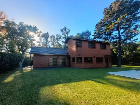 casa en los Naranjos maschwitz (ESCUCHA OFERTAS)