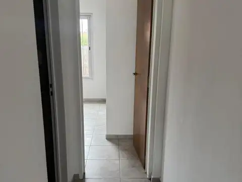 Departamento en Alquiler en Jose Clemente Paz, $ 480.000