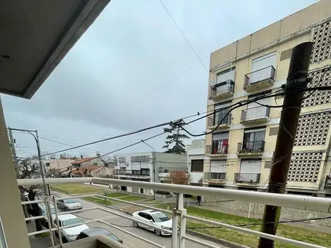 Departamento en Alquiler en Centro De Lujan, $ 550.000