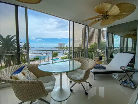Departamento3 ambientes en Key Biscayne MIAMI
