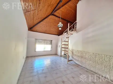 Casa 3 ambientes con 1 baño
