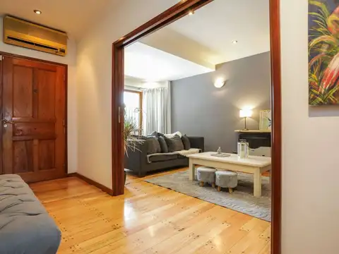 VENTA CASA /GALPÓN Y OFICINAS, IMPECABLE! TODO LUZ