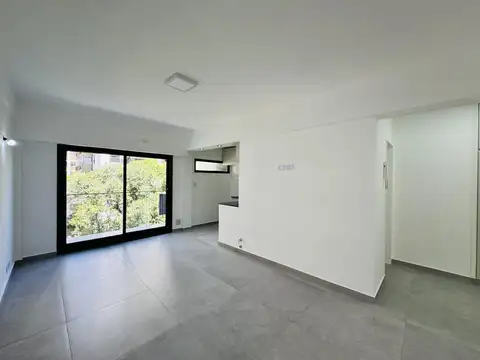 Depto 2 Amb con Balcon Hecho a Nuevo - ACASSUSO