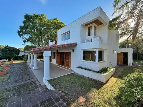 Vendo Casa en Villa Allende GOLF