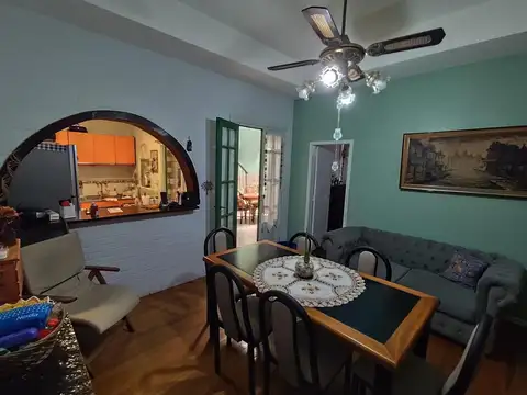 Casa en Venta en Flores Sur, USD 150.000