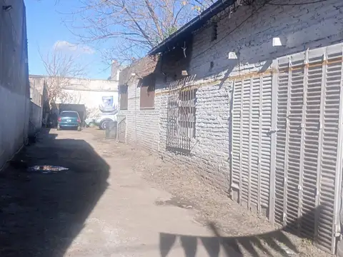 Galpon en Alquiler en Remedios de Escalada, $ 420.000