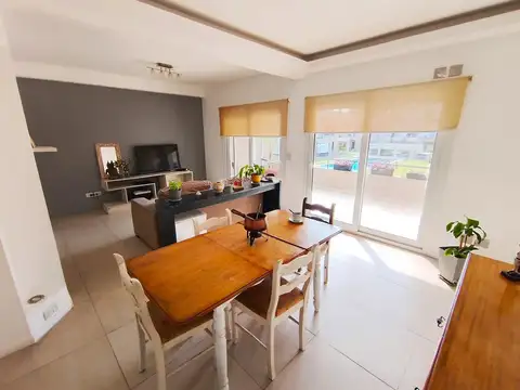Venta Dpto.4 ambientes en dúplex – Harmony Pilar