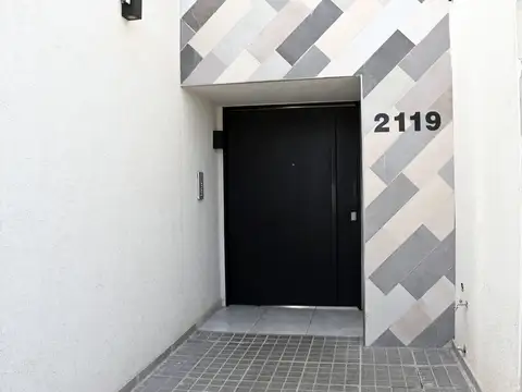 PH 3 ambientes CON PATIO en Caseros | VENTA