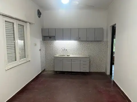 Casa en Alquiler con 1 cochera