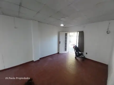 Depto Tipo Casa en Alquiler de 3 ambientes