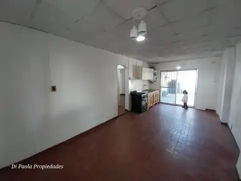 Depto Tipo Casa 3 ambientes con 1 baño