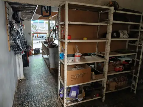 Local en Alquiler en Grand Bourg, $ 1.100.000