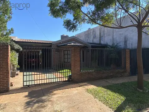 VENDO HERMOSA CASA APTA CRÉDITO HIPOTECARIO EN BARRIO LOS NARANJOS