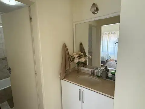 Se vende Dpto céntrico 2 ambientes, V. Tuerto