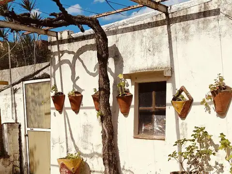 Terreno en Venta en Liniers, USD 250.000