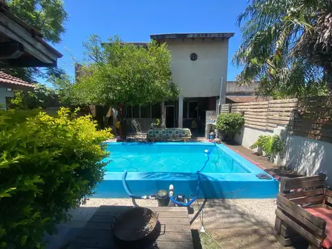 Casa en venta multifamiliar en Villa Ballester