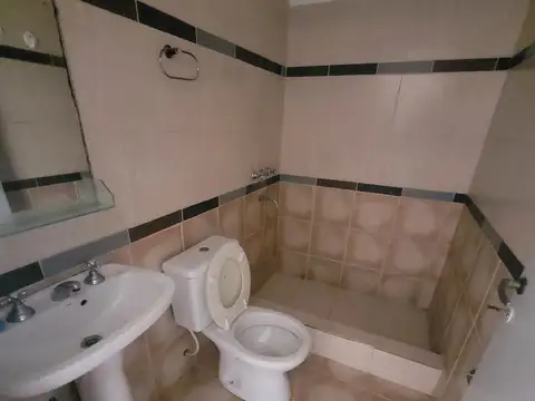 Departamento en Alquiler en Quilmes Oeste, $ 450.000