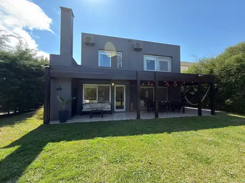Casa en Venta en El Atardecer, USD 540.000