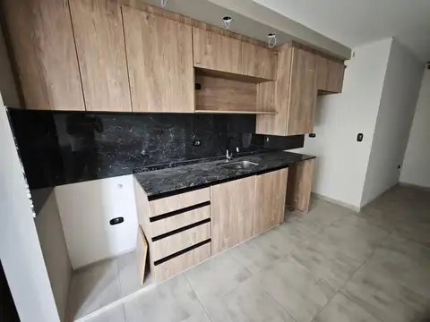 DEPARTAMENTO 2 DORMITORIO CON BALCON ALTO ALBERDI