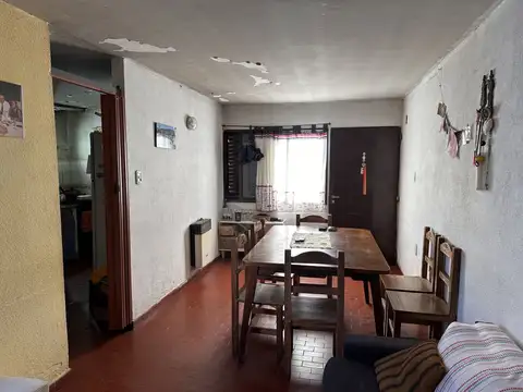Depto Tipo Casa 3 ambientes con 1 baño