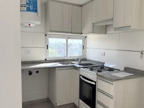 Departamento en Alquiler en Caseros, $ 530.000