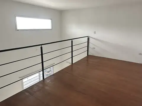 Depto Tipo Casa 2 ambientes con 1 baño