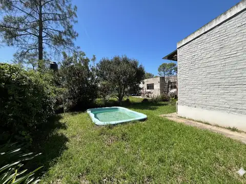 Casa 5 ambientes con 1 baño