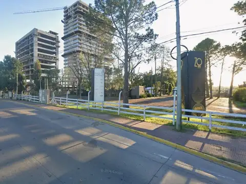 Av Agustin M Garcia 8700