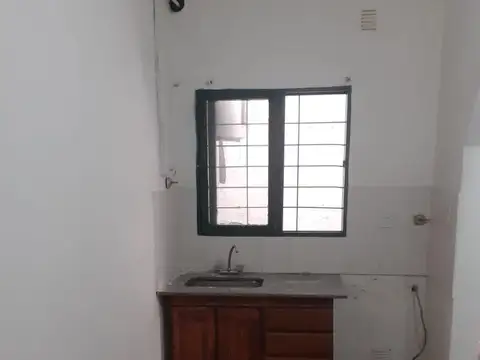 Depto Tipo Casa 2 ambientes con 1 baño