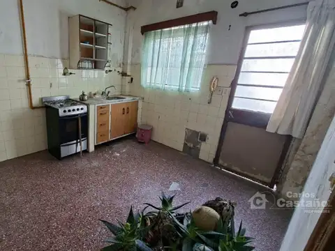 Depto Tipo Casa 3 ambientes con 1 baño