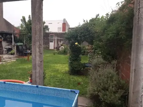 Casa 4 ambientes con 1 baño