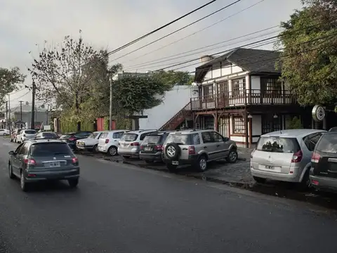 Av fondo de la legua al 400
