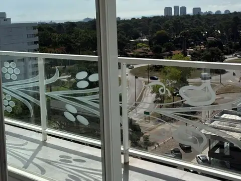 Avenida 100