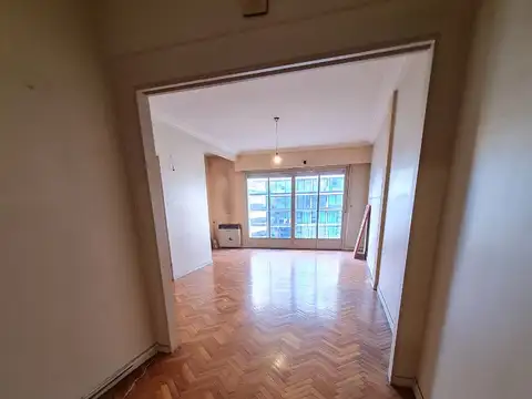 Departamento en Venta en Flores, USD 145.000