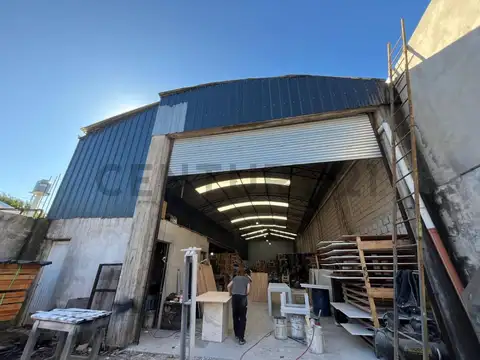 VENTA DE GALPON INDUSTRIAL EN LOMA HERMOSA