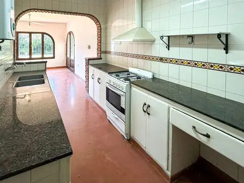 Pasaje Linares 100