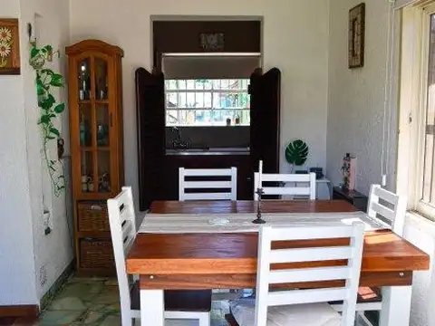 Casa en Venta en Adrogue, USD 250.000