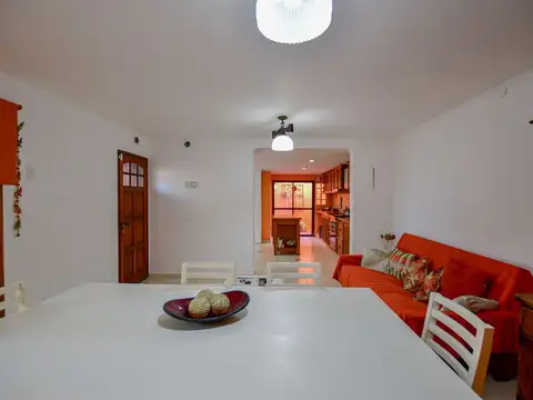 CASA EN VENTA QUILMES 4 DORMITORIOS