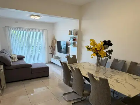 32 e/ 4 y 5 - Departamento 2 dormitorios