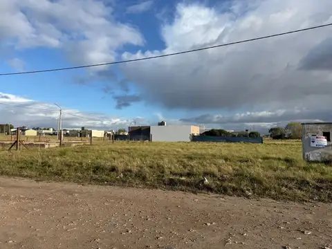 LOTE EN BARRIO LAS CAÑITAS II