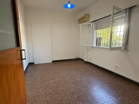 VENTA OFICINA EN CENTRO DE LANUS ESTE