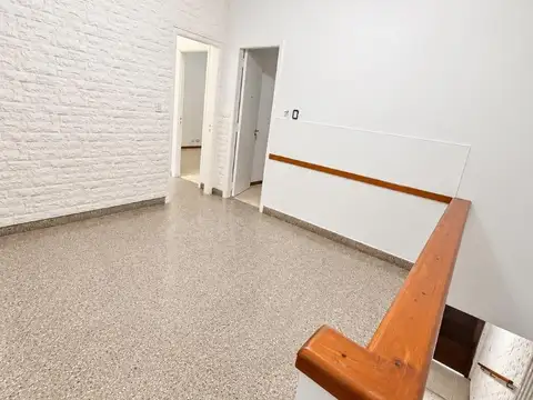 Oficina en Alquiler en Wilde, $ 1.200.000