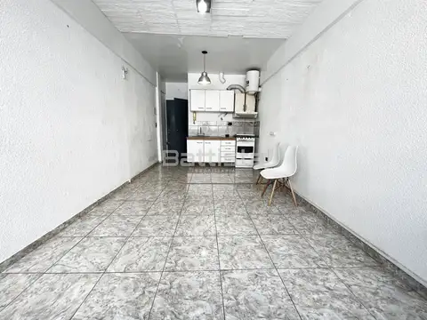 Oficina en Alquiler en Ramos Mejía, $ 300.000
