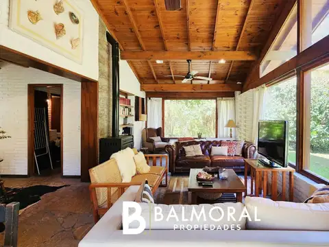 Casa en Alquiler - Pinamar, Zona Bosque / REF: 8660