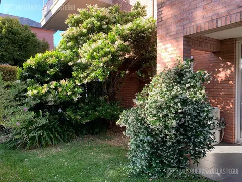 Departamento en Jardines De San Isidro I