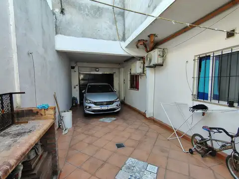 Depto Tipo Casa en Venta en Isidro Casanova, USD 99.000