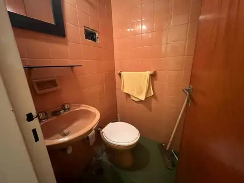 Oficina en Venta al Este