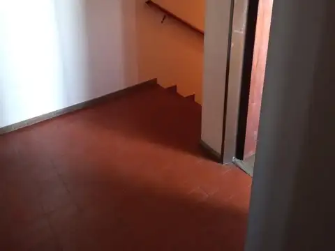 Depto Tipo Casa en Alquiler 35 años