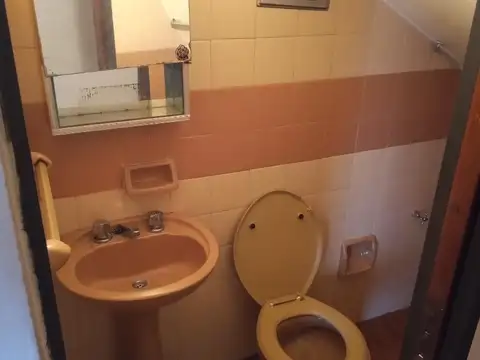 Depto Tipo Casa 3 ambientes con 2 baños