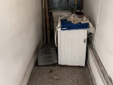 Depto Tipo Casa en Venta al Este